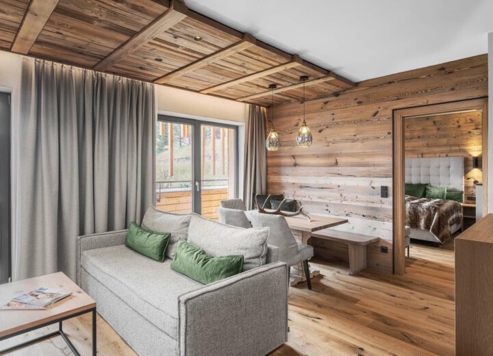 Kuschel-Chalet im Sommer in Österreich mieten - die schönsten Berg-Blick Chalets am Arlberg