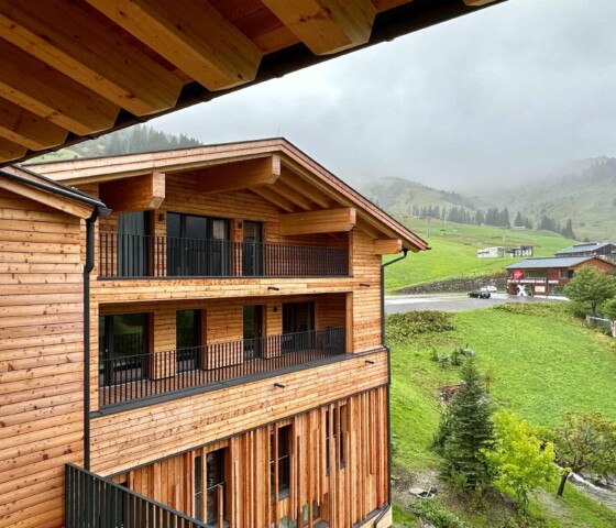 Arlberg-Chalet direkt im Wandergebiet in Österreich - einzigartige Lage - traumhafter Blick in die Berge