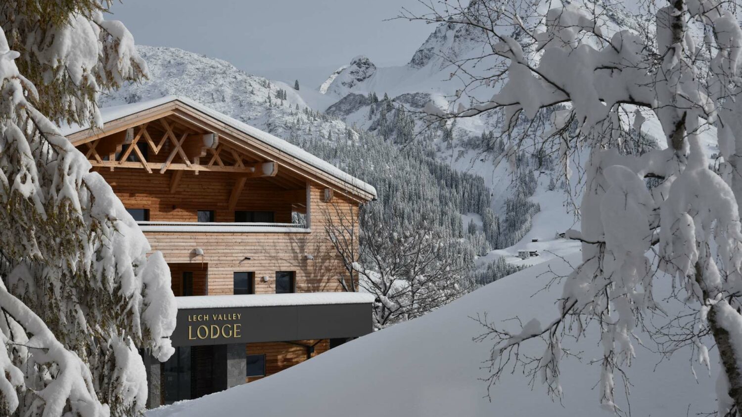 Berg-Chalet in Österreich mieten - traumhafte Lage direkt im Skigebiet - 50 m zu Skilift - die schönsten Chalets in Österreich