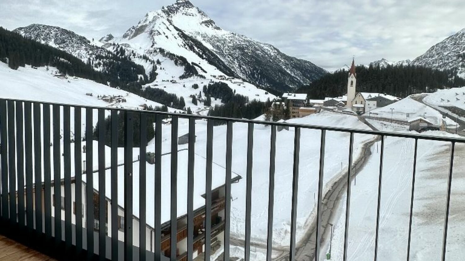 Bergblick Chalet in Österreich mieten - traumhafte Lage - schneesicheres Skigebiet am Arlberg